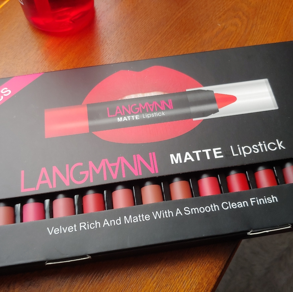 Langmanni Matte Lipstick